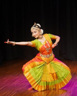 Suhani Dhanki Instagram - With the blessings of my Guru Dr. Sandhya Purecha ji and the unwavering support of Bhavnna Tai, I presented my first solo Bharatanatyam recital this season as a part of Ojas Festival in Bengaluru.

Thank you to Ratheesh Babu ji and Poornima Ashok ji for this wonderful opportunity. 

I cannot put into words the deep gratitude I feel towards my beloved Guruji for finding time from her extremely busy schedule to teach, guide and nurture me. The joys of just being in hers and Bhavna Tai's midst is inexplicable ❤️🙏

Photo credit: Gaurav Sahu

#bharatanatyam #indianclassicaldance
