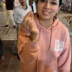 Sunny Arya Instagram - दीपिका ने ग़रीब बच्चों के वो सपनों को पूरा किया जो वो ख़्वाब में रखते है #Tehelkaprank #SunnyArya #TehelkaBhai #biggboss17 #jiocinema #biggboss #bb17