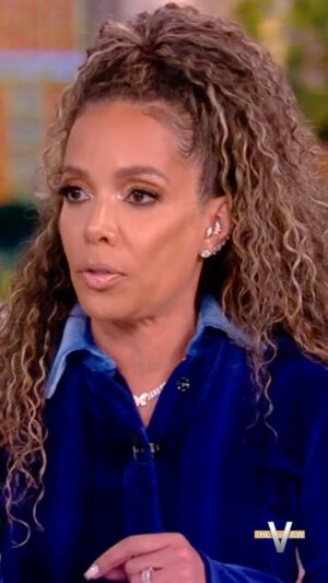 Sunny Hostin Instagram - @Sunny reacts to a New York judge ruling that former Pres. Trump defrauded banks and insurance companies by inflating the value of his assets by up to $2.2 billion.