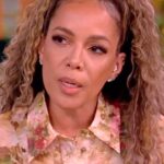 Sunny Hostin Instagram - @Sunny reacts to the agreed upon pause in between Israel and Hamas and the hostage-prisoner exchange.
