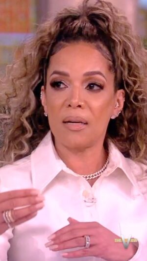 Sunny Hostin Instagram - @Sunny reacts to Pres. Biden and former Pres. Trump’s dueling speeches on the third anniversary of the Jan. 6 Capitol riot.