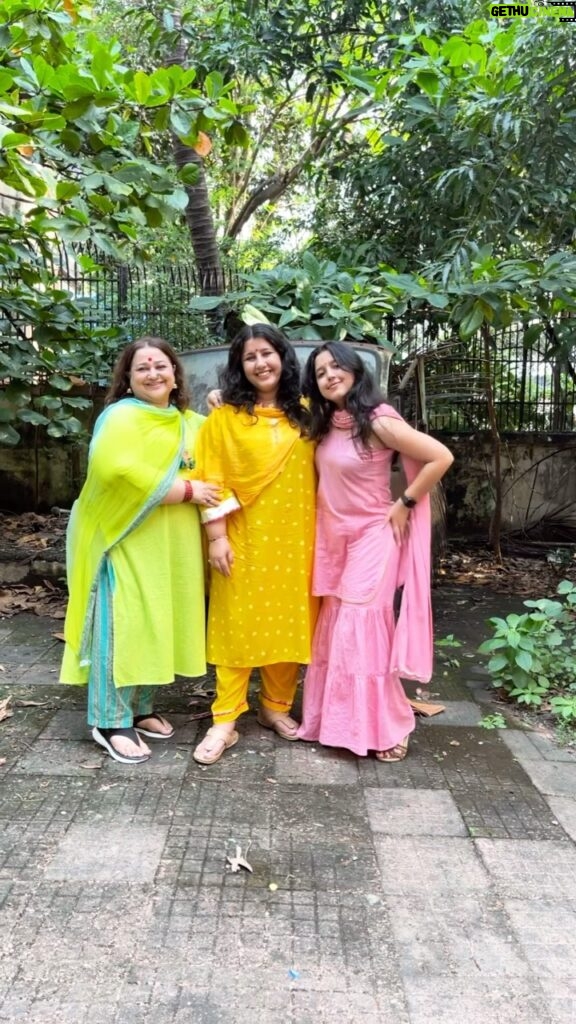Supriya Shukla Instagram - Who nailed their look? Dresses by @nangaliaruchira Stylist @seam_stress_by_rajludhwani