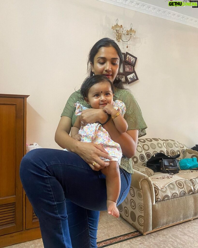 Surabhi Santosh Instagram - My moments from 2023❤️ Somethings surprised, others disappointed.. some new additions to life in many different forms. So many smiles and tear or two, here and there. Some experiences were beautiful and some still evades me. But at the end of it all forever grateful for this beautiful journey called life❤️ 2024, you better make me smile✨✨✨
