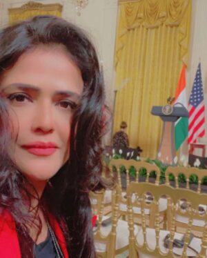 Sweta Singh Instagram - “श्वेत निवास” (White House) 🤪