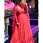 Swetha Changappa Instagram - You can copy my dress. But you can’t steal my crown.❤️ Be YOU❤️ I'm all set to rock the stage in the new stage of JODI No-1 season-2. My lovely team behind my graceful look❤️ Make up:- my one n only favourite @keerthiram28 Outfit designed by:- @brindaavana_designer_studio this outfit was classy. Thank you so much. Hair:- the lovely @hairstyle_by_shashi. I loved this hairdo❤️ Assistant:- the lovely boy @vinoda__890 Photography:- @b_h_a_r_a_t_h_photography
