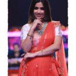 Swetha Changappa Instagram - “Style is a way to say who you are without having to speak.” ❤️ Alwa??? Just loved my look for the grand opening event of JODI NO-1 season 2 ❤️ Makeup:- @keerthiram28 just loved my makeup as always. So apt for the outfit 😍 Outfit:- @nineonine_designstudio loved this elegant outfit . Simple yet classy❤️ Jewellery:- @velvetboxby ohhh I fell in love with this piece of jewelry. I usually don't wear heavy jewelry.but this one stole my heart ❤️ Hairstyle:- @rashmitha_glamourholic U know my hair better than anyone else ❤️ thank you ❤️ Assistant :- @vinoda__890 Photography:- @b_h_a_r_a_t_h_photography