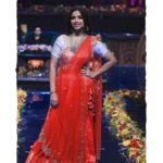 Swetha Changappa Instagram - “Style is a way to say who you are without having to speak.” ❤️ Alwa??? Just loved my look for the grand opening event of JODI NO-1 season 2 ❤️ Makeup:- @keerthiram28 just loved my makeup as always. So apt for the outfit 😍 Outfit:- @nineonine_designstudio loved this elegant outfit . Simple yet classy❤️ Jewellery:- @velvetboxby ohhh I fell in love with this piece of jewelry. I usually don't wear heavy jewelry.but this one stole my heart ❤️ Hairstyle:- @rashmitha_glamourholic U know my hair better than anyone else ❤️ thank you ❤️ Assistant :- @vinoda__890 Photography:- @b_h_a_r_a_t_h_photography