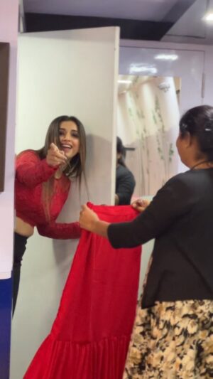 Swetha Changappa Instagram - 🙈🙈🙈 
Love this❤️
Thank u my lovely team for always keeping me happy, active , beautiful and sexy🧿❤️
Love u guys.....❤️🧿

Makeup:- @keerthiram28
Love u always ❤️
Can't think of anyone else apart from u my dear...

Outfit:- @the_knots_fashion_house 
This was a hot red outfit ❤️
Thank you...❤️

Hairstyle:- @hairstyle_by_shashi thank u Shashi for fulfilling my simple hairstyle requirements and taking care of my hair...❤️

Assistant:- @vinoda__890 thank u for taking care of me always❤️

Co ordination:- @kxsahanaa thank you for all the efforts with the concern my dear...❤️

Video credit;- my favourite @keerthiram28 ❤️