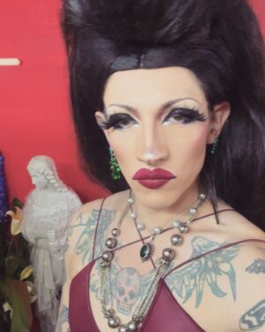 Tabris Berges Instagram - - Money is the anthem of success y nimoderrimo -
💵💰💸💵💰💸💵💰💸
Gracias a @persephonewitch  por mi hermosa pela 
#lanadelrey #drag #tiresias #lmd #dragisthenewpunk