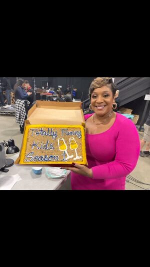 Tacarra Williams Instagram - AND IT’S A WRAP!! INTRODUCING YOUR HOST OF THE NEW SHOW “ TOTALLY FUNNY KIDS”  30 episodes filmed in 6 days… I’m super excited… more info soon!!