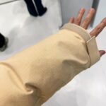 Takashi Sakurai Instagram - REGENERATIVE CIRCLE @regenerative_circle のPOP UP SHOP（2023年9月29日〜2024年1月迄）が丸ビル1階にオープン！ 構造たんぱく質素材Brewed Protein™繊維を採用した４つのブランド（Goldwin、THE NORTH FACE、nanamica、WOOLRICH）のプロダクトが一気に勢揃いしておりました Brewed Protein繊維は植物由来のバイオマスを主な原料とし、微生物発酵プロセスによって作られる次世代型の新素材との事 素材の質感も高級感があってとても良かったです！ #regenerativecircle #brewedprotein #goldwin #spiber #thenorthface #nanamica #thenorthfacepurplelabel #woolrich #ゴールドウイン #ノースフェイス #ナナミカ #ノースフェイスパープルレーベル #ウールリッチ