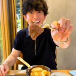 Takashi Sakurai Instagram - ocean good table渋谷 @oceangoodtable_shibuya へお久しぶりのT聖と行きました 渋谷でこんなにゆったり出来るお店はかなり貴重 クラシックなビストロ料理から本格ステーキまで最初から最後まで本当に素晴らしく、中でも感動はマッシュルームと貝刺のアンチョビマリネは最高でした 目の前で仕上げる馬肉のタルタルもまた絶品でございました テラスもあるのでこれからの季節最高かと ここは使える！ ありがとうございました #オーシャングッドテーブル渋谷 #shibuya_ogt #steakfrites #PR Ocean good table 渋谷