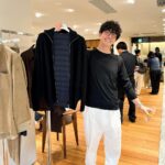Takashi Sakurai Instagram - 青山に出来たジョンスメを見てきた やっぱ良い 後ろにちらっと剛くん 俺が着てるのも鉄板のジョンスメ30G #ジョンスメドレー #JOHNSMEDLEY From1Stビル
