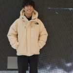 Takashi Sakurai Instagram - REGENERATIVE CIRCLE @regenerative_circle のPOP UP SHOP（2023年9月29日〜2024年1月迄）が丸ビル1階にオープン！ 構造たんぱく質素材Brewed Protein™繊維を採用した４つのブランド（Goldwin、THE NORTH FACE、nanamica、WOOLRICH）のプロダクトが一気に勢揃いしておりました Brewed Protein繊維は植物由来のバイオマスを主な原料とし、微生物発酵プロセスによって作られる次世代型の新素材との事 素材の質感も高級感があってとても良かったです！ #regenerativecircle #brewedprotein #goldwin #spiber #thenorthface #nanamica #thenorthfacepurplelabel #woolrich #ゴールドウイン #ノースフェイス #ナナミカ #ノースフェイスパープルレーベル #ウールリッチ