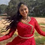 Tanvi Rao Instagram - A shoutout to @maynadesignerstudio for this beautiful attire and the gorgeous necklace🌹 It added so much grace to my body as I danced, and gave me so much confidence. @maynadesignerstudio even sent it to me with a cute note and I was all smiles. :) Head to her page now to find out more about her! Designer- @maynadesignerstudio Captured by @rajaniabhirath1 #lakshmibaramma #bhagyalakshmi #keerthi #shoot #shootdiaries #collaboration #clothing #sawariya #necklace #choker #clothes #fashion #dance #styleicon #style #instagram #tanvirao Bangalore, India