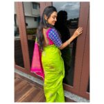 Tanvi Rao Instagram – My dreams are as colourful as my saree 🎨

This lovely saree is by @sheekline 🦜 @brinda_nema @ashwini.rrrr 
Picture credits to the ever patient photographer- @rajaniabhirath1 😘

#newyear #2024 #happynewyear #saree #wishes #love #work #designer #actor #acting #dance #passion #tanvirao Bangalore, India