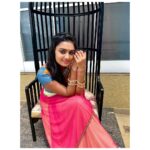 Tanvi Rao Instagram - Smiling, no matter where the wind decides to blow 🍂 Beautiful jewellery set by : @meghanasom #lakshmibaramma #bhagyalakshmi #keerthi #shoot #shootdiaries #randomsmiles #clothes #fashion #instagram #tanvirao Bangalore, India