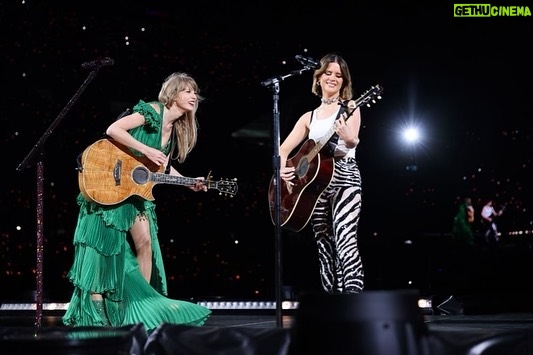 Taylor Swift Instagram - Chicago that was sooooo epic. Playing 3 nights at Soldier Field and getting to sing ‘You All Over Me’ with @marenmorris who I adore. You guys were so much fun to play for, I love you 🥰 See you 🔜 Detroit! 📷: @iammoustache / @gettyimages