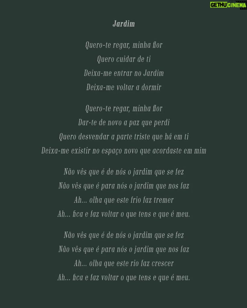 Tiago Bettencourt Instagram - Esta é para todos os que fazem versões desta música, que eu agradeço sempre, mas que põem sempre um 'Quem fica' onde está um 'Ahh fica'. Ver letras na net é sempre de desconfiar ;) 💙 Venham mais propostas!