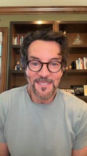 Tony Horton Instagram - Tuesday Tony Tips @ 5:30 every week! Life, love, health, wellness, family, fitness, fun 🤩 and a whole lot more starting November 7th.