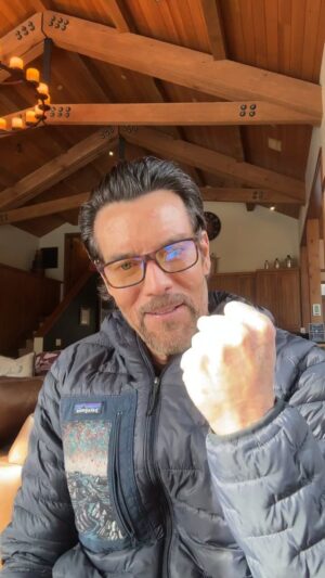 Tony Horton Instagram - Will you be joining me this evening on the Tony Horton Fitness Instagram page at 5:30 Pacific time? Golly I hope so.

Many imperative, topics will be disseminated by moi.

And if you’ve got questions at the end of my Tony talk, I hope to have the right answers. 

#TonyTalks 
#QuestionsAnswered 
#HealthWellness #FitnessFreaks #FunFunFun