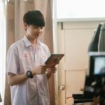 Tor Supakorn Wuttinansurasit Instagram - เป็นยังไงบ้างค้าบกับ AbsoluteZeroEP7 ในที่สุดหนึ่งในซีนที่เป็นกังวล ก็ผ่านไปแล้ว ซีนนี้เป็นซีนที่ใช้ความรู้สึกทั้งหมดในการถ่ายทอดตัวละครองศาเลย มันเจ็บปวดมากๆเลยนะ ไป comments ในแท็ก ให้กันด้วยน้า #AbsoluteZeroSeries #AbsoluteZeroEP7 #torsupakorn