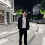 Tor Supakorn Wuttinansurasit Instagram - 😎 ลดแคปชั่นแปป เดี๊ยวคนหาว่าแปลก #torsupakorn #เจ้าต่อคนหน้าหมู #มหกรรมนิยาย2023xองศาสูญ #แคปชั่น