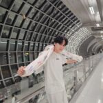 Tor Supakorn Wuttinansurasit Instagram - 🇯🇵🎆 Get Started 🎆🇯🇵 สภาพก่อนบิน vs หลังบิน 🤧🤣 #torsupakorn #Japan Osaka, Japan