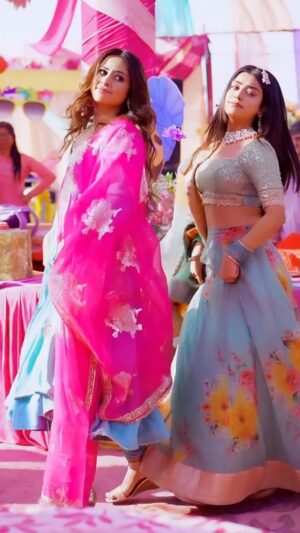 Twinkle Arora Instagram - One with the sweetest @sargunmehta ♥️
.
.
.
.
.
#dance #dancereels #twinklearora #sargunmehta #gurnambhullar #nigaahmardaayive
