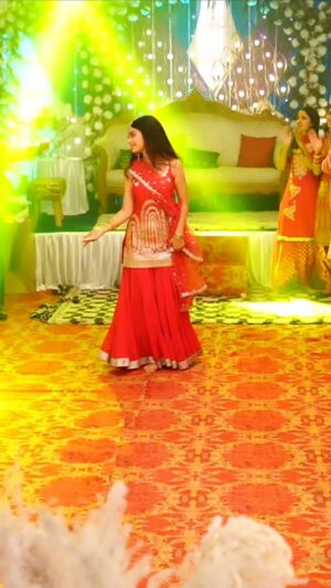 Twinkle Arora Instagram - best era 

#throwback #udaariyan #nehmat #twinkle #twinklians
