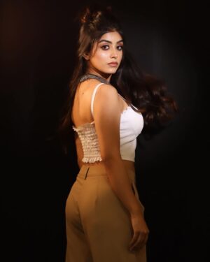 Twinkle Arora Instagram - Wait did u call me?😍

Pic credit @ajcreationz 
Makeup @makeupby_gursimran 
.
.
.

.
.#twinkle #photoshoot #twinklians