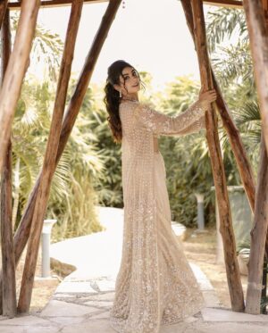 Twinkle Arora Instagram - Outfit: @kalighataindia 
Makeup: @makeupbyparneetgrewal 
Hair: @komalhairstylest 
Photography: @ronniephotography28 
Jewellery: @miranabymegha X @unigem.in 
Jewellery coordinated by: @yourstylistforever 
.
.
.
.

.
#twinkle
