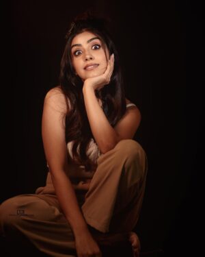 Twinkle Arora Instagram - A little naughty and a little cute 

Pic credit @ajcreationz 
Makeup @makeupby_gursimran 
.
.
.

.
.#twinkle #photoshoot #twinklians