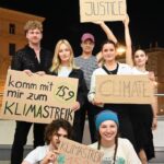 Valerie Huber Instagram - Wir haben einen offenen Brief an die Regierung geschrieben. Mit der Forderung von sofortigen Klimaschutzmaßnahmen! Danke an alle, die mitgearbeitet und unterzeichnet haben - you know who you are 🫶 Diesen Freitag gehen wir alle gemeinsam auf die Straße! Wien - 12 Uhr Wien Mitte, Berlin - 12 Uhr Brandenburger Tor 💚 Danke @fridaysforfuturevienna @dan_imechtenleben @michael_spiekermann @lluluisa @bardoboehlefeld @lucforlove Vienna, Austria