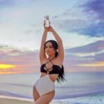 Vanessa Hudgens Instagram - The moment you’ve all been pine-ing for is here! our newest flavor, my favorite, Pineapple is here! 🍍🌵💦 tap to shop! Xoxo, V 💕 #caliwater #pineapple #hydration