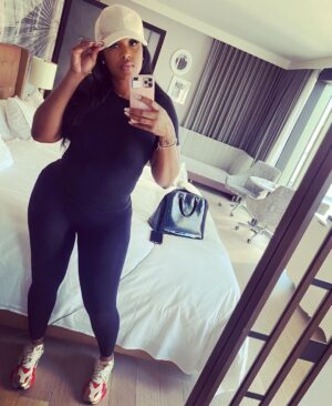 Vanity Alpough Instagram - My mother raised me to get fully dressed before I leave my bedroom I guess because I was the only girl in the house with 3 brothers! That carried on into adult hood, you will NEVER catch me slipping I always keep it cute even when I’m just throwing something on like today AND I’m natural for those that think I’m not! #MissUnderstood #ImCoolAsF**ckTho #BetterAskMyREALFriendsAboutMe #SomethingMoneyCantBuy #CarryOn…