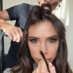 Victoria Beckham Instagram - AVAILABLE NOW! NEW @VictoriaBeckhamBeauty LAUNCH🚀!! I wear a brown smoky eye as my signature look and I am always looking for products and shades to update and bring a freshness to my signature smoky eye look. Introducing CINNAMON, the newest addition to my Satin Kajal Liner family! The most beautiful shade, a soft brown, it creates a wet look around the eyes, and brings out a lighter tone to your eye colour, whatever your eye colour. It really opens up the eye. On me, as I have dark brown eyes, it highlights the hazel tone of my eyes. Available now at VictoriaBeckhamBeauty.com and at 36 Dover Street!! VB xx