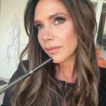 Victoria Beckham Instagram - LAUNCHING TOMORROW! NEW SATIN KAJAL LINER I can’t wait for you to try my new @VictoriaBeckhamBeauty Satin Kajal Liner CINNAMON! It works on all eye colours and is so rich and warm… Available tomorrow!! VB xx