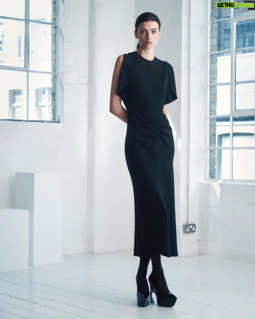 Victoria Beckham Instagram - Sensual, effortless and contemporary, the Iconics Capsule edit of elegant dresses span polished power pieces and considered everyday styles. Discover #VBIconics now at VictoriaBeckham.com and at 36 Dover Street.