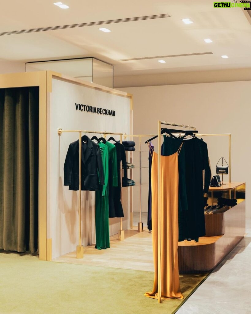 Victoria Beckham Instagram - So excited to open my new store in Paris! You can now shop the collections on the 2nd floor of @GaleriesLaFayette! Bisous xx
