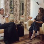 Victoria Beckham Instagram - WHEN VICTORIA MET JENNA! I had such fun in New York with @JennaLyonsNYC in her beautiful apartment. We talked fashion, beauty and my husband in his pants!! I’m wearing my Drape Sleeve Midi Dress (available now!). Kisses @VictoriaBeckhamBeauty xx Watch the full film on YouTube (link in bio).