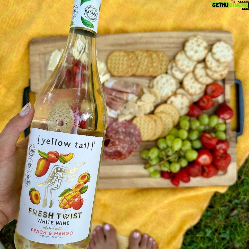 Victoria Justice Instagram - Girl time, with a twist 🥂 #YellowTailPartner #21+ I can’t get enough of the new Fresh Twist line from @yellowtailwineusa and had to share it with my girls! 💛 Peach & Mango may be my favorite flavor of the season, but honestly, they’re all so good! With only 90 calories per serving, natural fruit flavors, and a light fizz – what's not to love? Which is your favorite? 🍑 Peach & Mango 🍓Strawberry & Lime 🍍 Tropical Pineapple Visit @yellowtailwineusa and click the link in their bio to learn more and find where to buy. All Varietals Per 5 fl oz: 90 calories, 9g carbs, 0g protein, 0g fat.