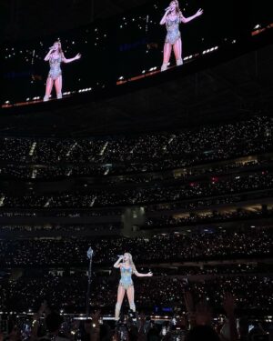 Victoria Justice Instagram - A night to remember 🤩🫶🏼 
#ErasTour