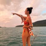 Victoria Justice Instagram - sunsets & sunburns ☺️💕🇹🇭 Phuket, Thailand