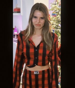 Victoria Justice Instagram - Whether you’ve been naughty or nice this year, I hope you all have a very merry Christmas 😊🎄. Sending lots of love!! ♥️♥️♥️