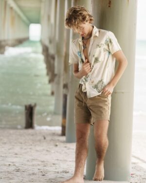 Vincent Michael Webb Instagram - American Eagle Photoshoot in Myrtle Beach ( and behind the scenes) 
Photographer @perfectshotpro 
📸 
#americaneagle #ae #atlantaphotographer #fashionphotographer #teenmodel #blondeboy #15 #teenactor #beachboy #blondemodel #fashionboy #myrtlebeach #vincentwebb #vincentcancun