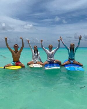 Vincent Michael Webb Instagram - Surf lessons 🏄‍♂️ @goodvibessurfschoolcancun 
🏄‍♂️ 
Follow my other account @vincentwebb.official !!
🌊 
#surfcancun #surflessons #cancunlife #beachboy #vincentcancun