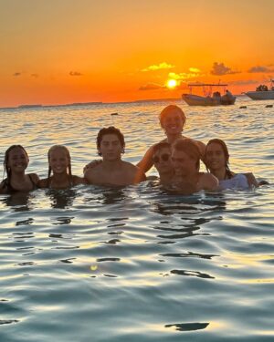 Vincent Michael Webb Instagram - A day on isla Mujeres with friends🏝️ 
#islandvibes #islamujeres #cancunlife #beachboy #teenactor #vivalavida #playanorte #vincentcancun