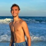 Vincent Michael Webb Instagram - @vincentwebb.official 🌊 ☀️ #beachin #beachboy #cancunbeach #cancunlife #brandarmy #teenactor #teenmodel #vincentcancun #vincentwebb Cancún México