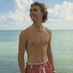 Vincent Michael Webb Instagram - Cancun life ~ Photos by @dreykenlawes Swimsuit @pullandbear * #cancunphotographer #cancunlife #pullandbearcommunity #beachboy #blondemodel #teenactor #modelo #vincentcancun Cancún México